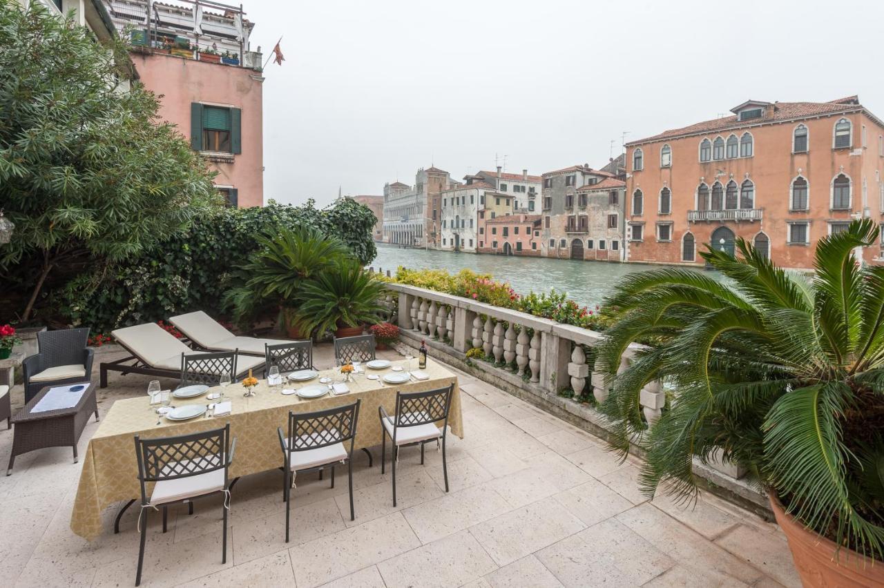 Ca' Dei Cuori On The Grand Canal Venetië Buitenkant foto