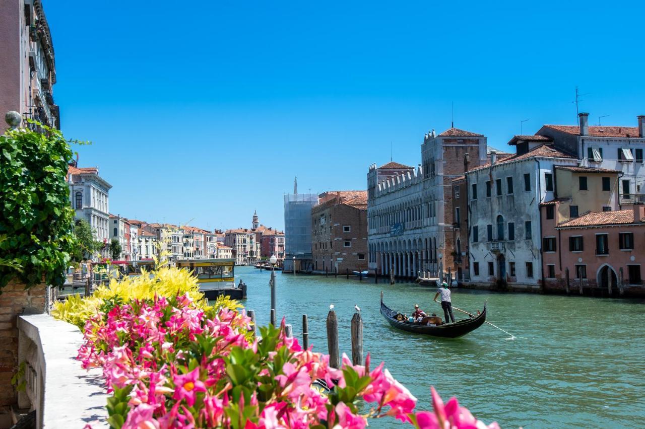 Ca' Dei Cuori On The Grand Canal Venetië Buitenkant foto